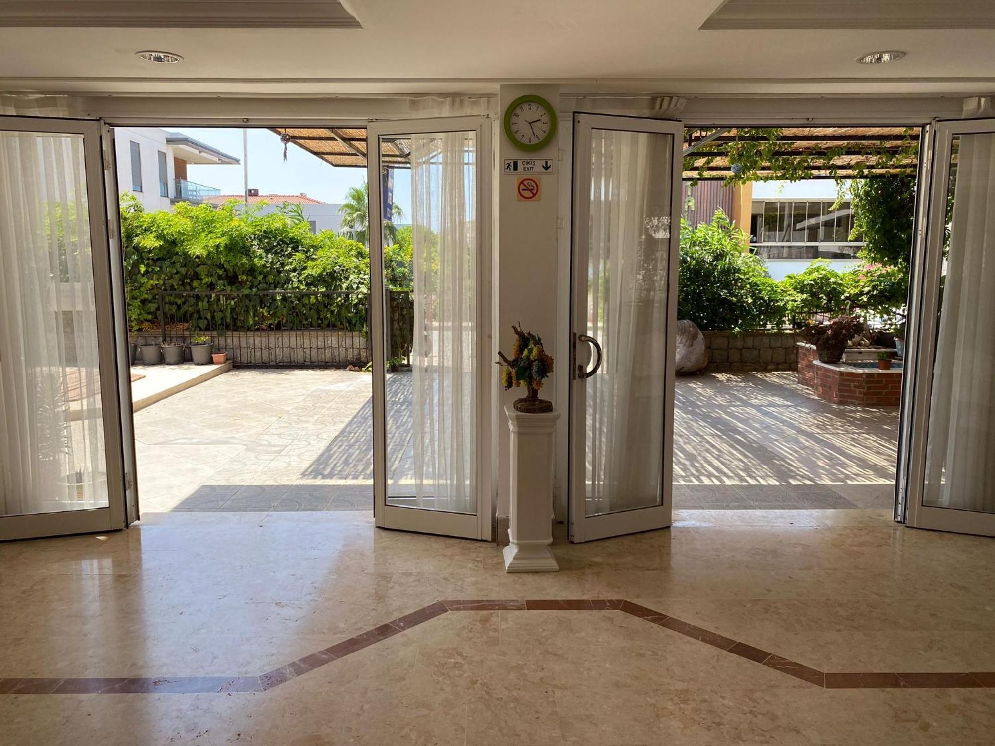 Fora Apart Otel Çeşme Exterior foto