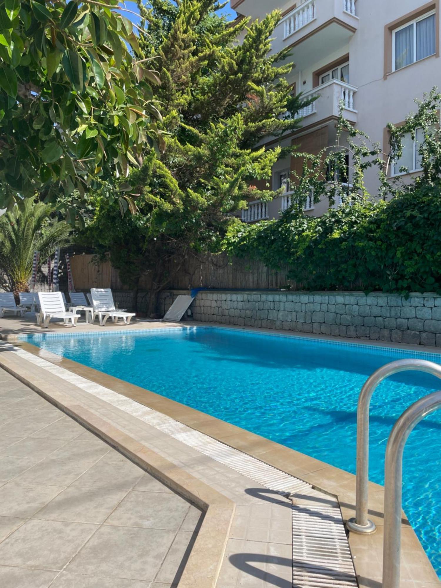 Fora Apart Otel Çeşme Exterior foto